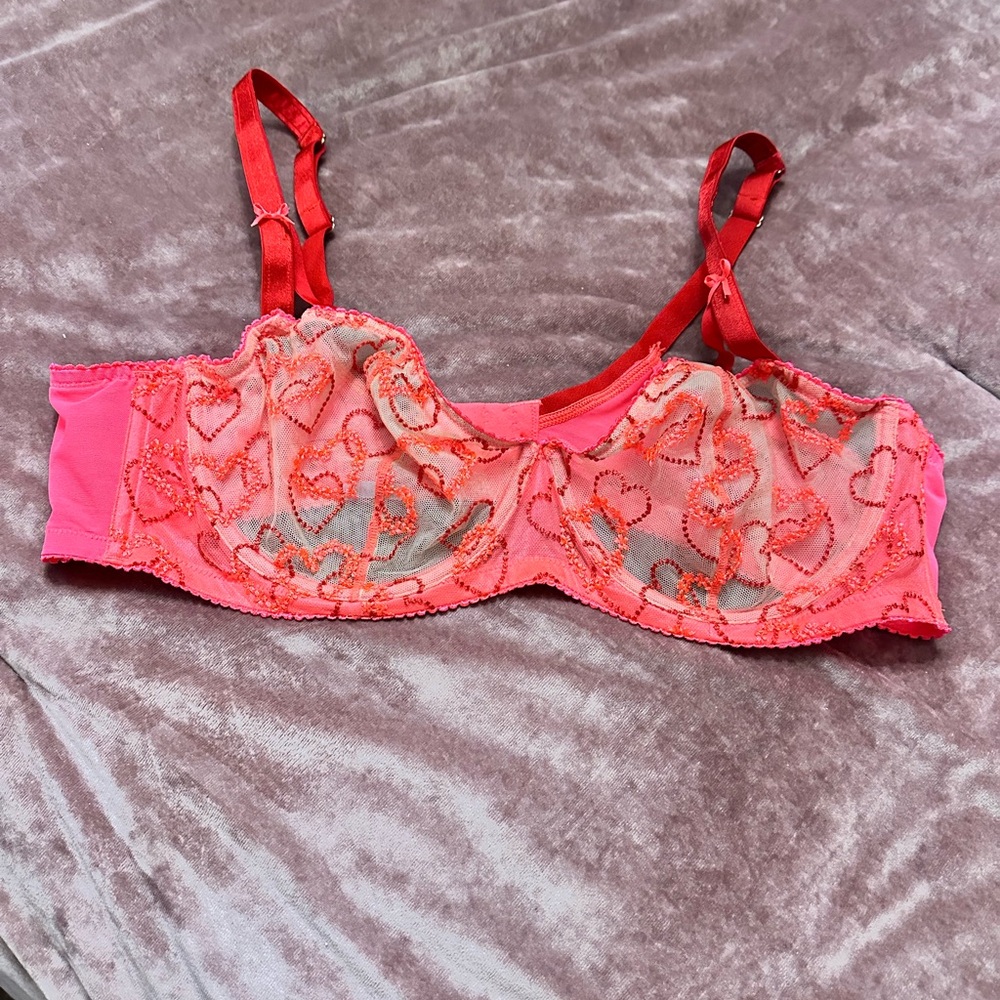 Savage X Fenty ‘Linking Hearts’ mesh balconette bra